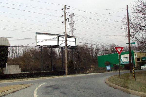 Lea Blvd NS 40ft W/O Miller Rd F/E - 2