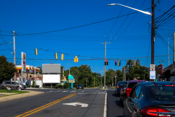 Lea Blvd SS 150ft W/O US 13B N Market St F/E - 2