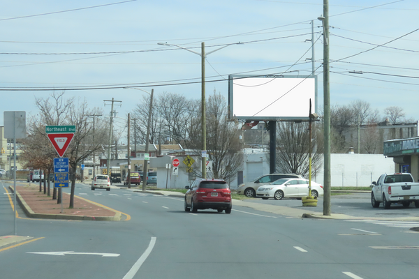 US 13 Northeast Blvd ES 100ft S/O 15th St F/S - 1