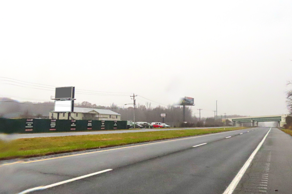 US 13 Dupont Hwy WS 0.1mi N/O SR 71 F/S - 2