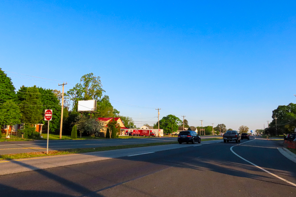 US 13 Dupont Pkwy WS 0.4mi N/O SR 300 F/S - 1
