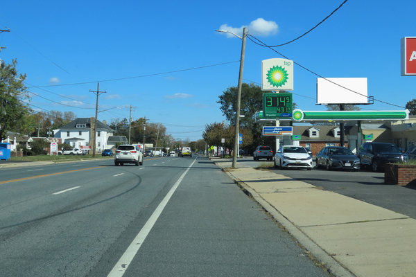 US 13B Philadelphia Pk ES 300ft S/O Beeson Rd F/S - 1