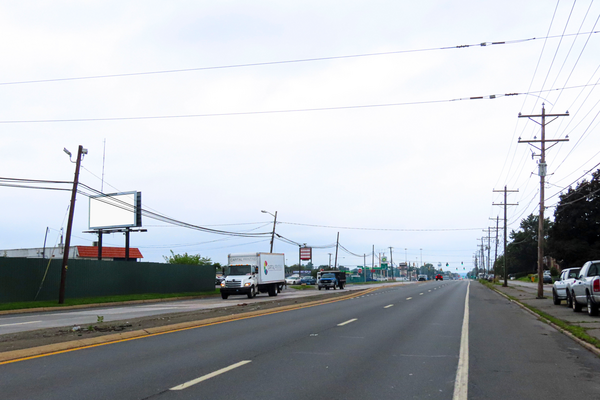 SR 9 New Castle Av WS 400ft N/O Landers Ln F/S - 2