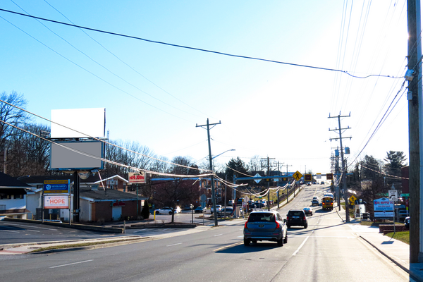SR 48 Lancaster Pk NS 0.5mi E/O SR 141 F/W - 3