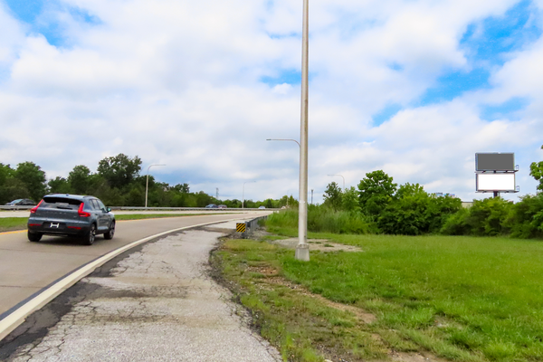 SR 141 ES 500ft N/O SR 62 Boxwood Rd F/S - 2
