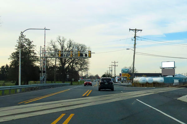 US 301 ES 100ft S/O SR 71 F/N - 1