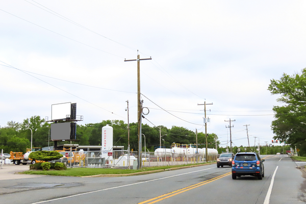 US 301 ES 100ft S/O SR 71 F/S - 1