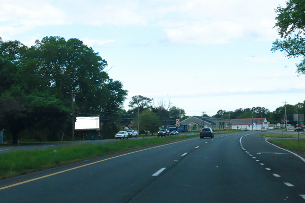 US 13 WS 1mi S/O SR 42 Fast Landing RD F/S - 1