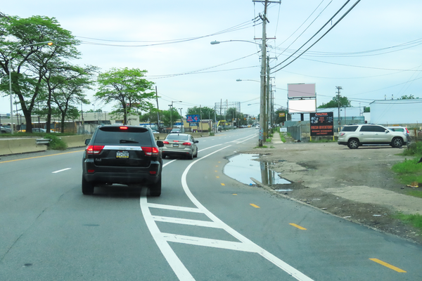 Passyunk Av SS 0.1mi W/O 63rd St F/W - 2