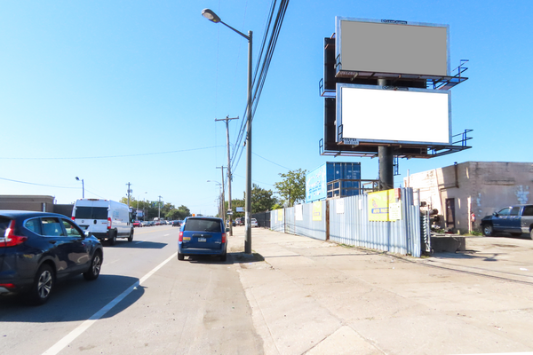 Passyunk Av NS 0.2mi W/O 61st St F/E - 2