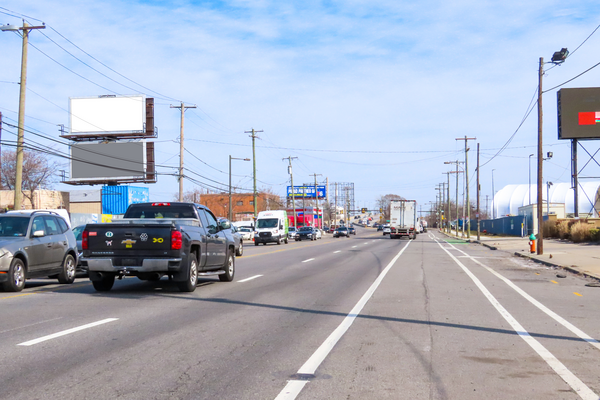 Passyunk Av NS 0.2mi W/O 61st St F/W - 1