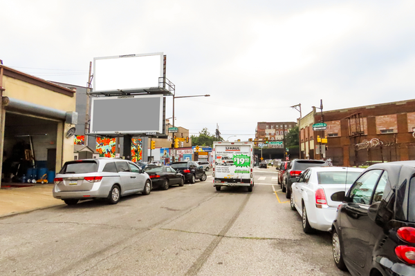 Ridge Av SS 30ft S/O 10th St F/E - 1