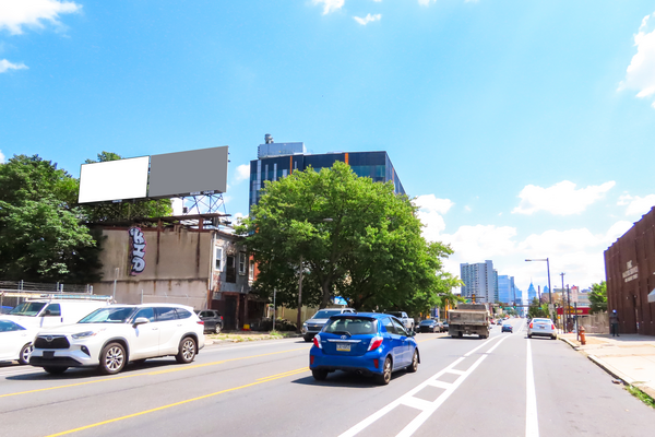 Market St NS 25ft W/O 42nd St F/W - 1