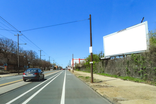 Lancaster Av NS 250ft W/O 52nd St F/E - 1