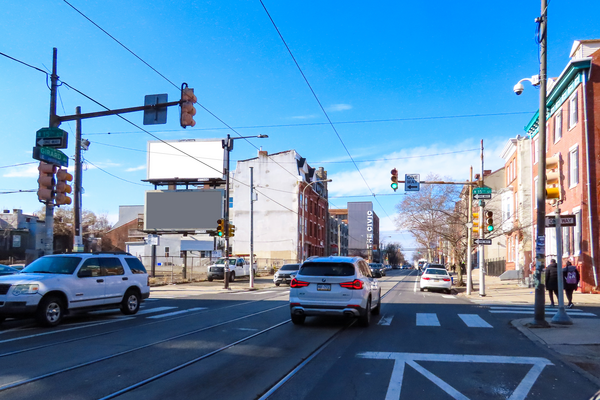 Girard Av SS 25ft W/O 15th St F/E - 1