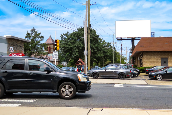 Ridge Av ES 30ft N/O Walnut Ln F/S - 1