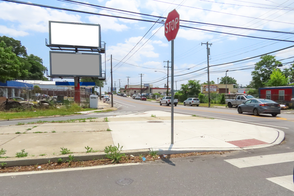 Umbria St ES 25ft S/O Domino Ln F/N - 1