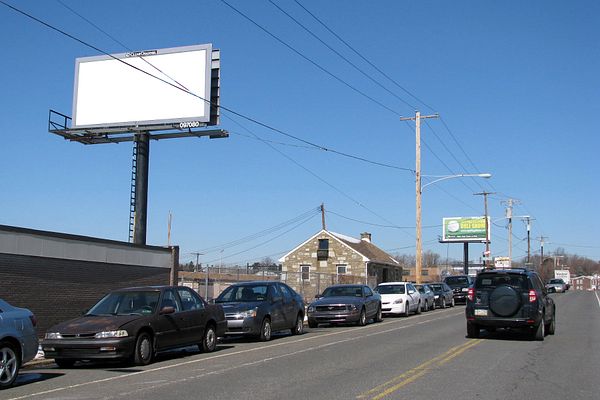 Rockwell Av WS 25ft S/O Ridgeway St F/S - 1