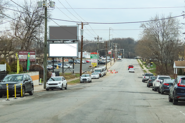 Dungan Rd WS 200ft S/O Rhawn St F/S - 2