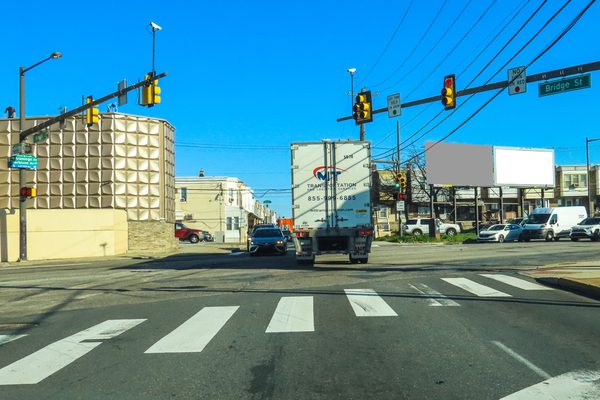 Harbison Av WS 25ft N/O Bridge St F/S - 2