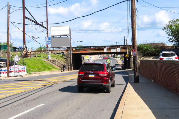 Bridge St SS 25ft E/O Harbison Av F/E - 1