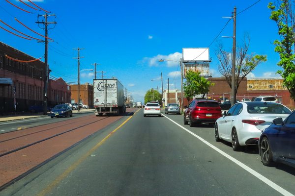 Erie Av NS 25ft W/O F St F/E - 1
