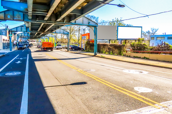 Kensington Av ES 25ft N/O Hunting Park Av F/S - 2