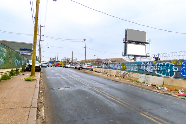 N 2nd St WS 0.1mi N/O Erie Av F/N - 2