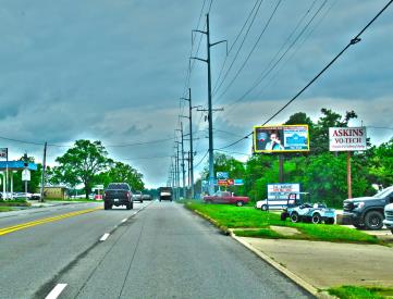 Hwy 271 WS 25ft S/O School St F/N - 2