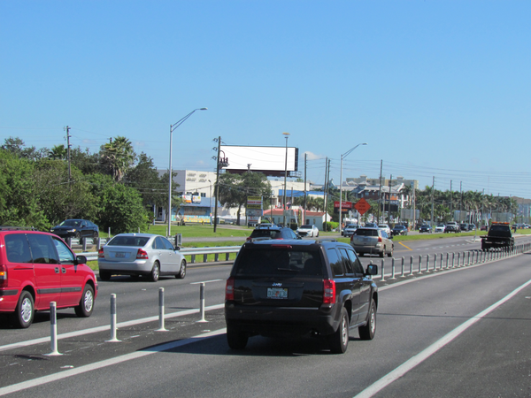 Gandy Blvd NS 100ft W/O Oak St F/W - 1