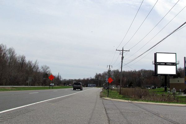 US 13 WS 200ft N/O SR 71 F/N - 2