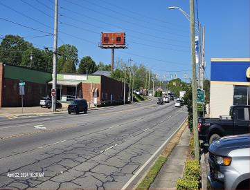 SEC WALNUT AVE & HWY 41 E/F LH READ