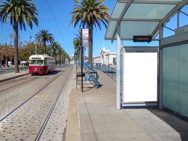 The Embarcadero CL 60ft N/O Green St F/S - 1