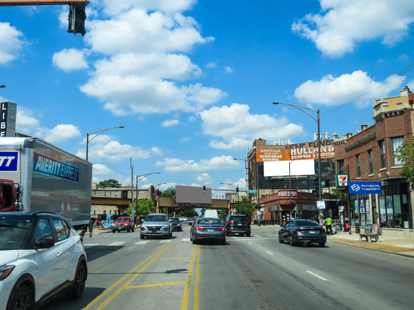 Milwaukee Av WS 80ft N/O Fullerton Av F/S - 2