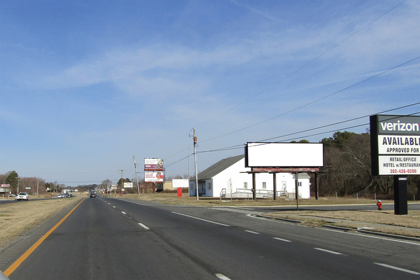 US 113 ES 1mi N/O SR 20 F/S - 2