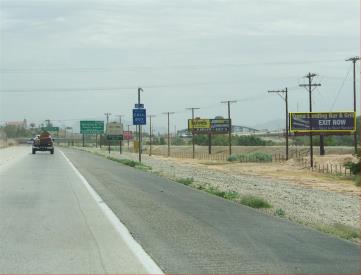 S/S I-8 1500' W/O 4TH AVE EXIT F/W
