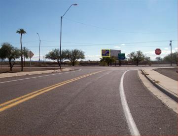 S/S BUS.8 .23MI W/O HARRINGTON AVE F/N