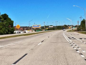 N/S MEMORIAL BLVD W/O CHESTNUT DR. E/B