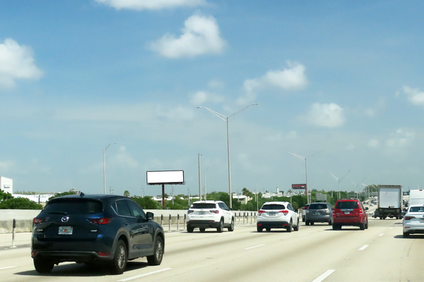 I-95 WS 0.8mi S/O Copans F/S - 1
