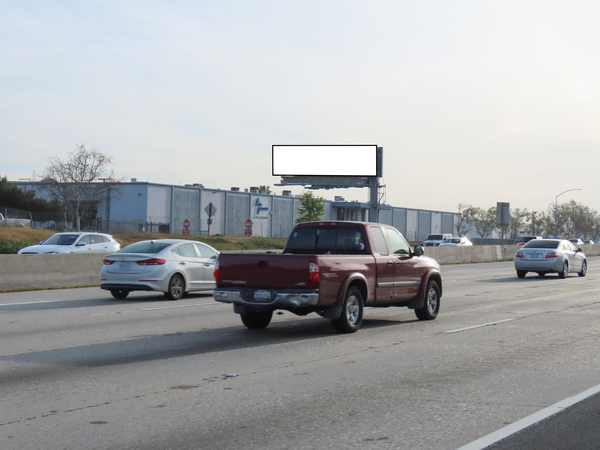 Artesia Frwy NS 710ft E/O Central F/W - 1