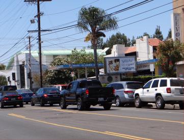 MOORPARK ST NL 117F E OF WHITSETT AVE EF