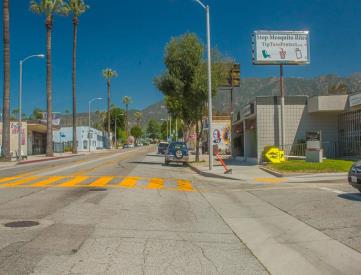 LINCOLN AVE EL 19F N OF CROSBY ST SF