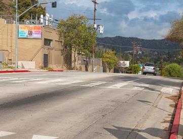 FIGUEROA ST WL 107F N OF BUENA VISTA SF