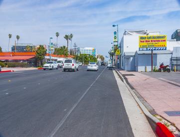 MAGNOLIA BL SL 101F E OF TUJUNGA AVE WF