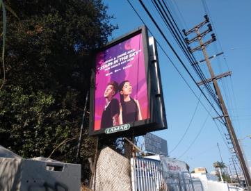CAHUENGA BL WL 200' S OF OAKCREST DR SF