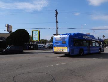 BARRINGTON AVE WL 142' S/O GATEWAY BL SF