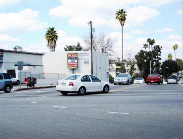 TUJUNGA AVE WL 132' N OF VENTURA BLVD SF