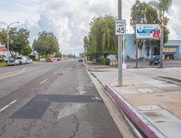 BROADWAY SL 122F E OF MAGNOLIA AVE WF