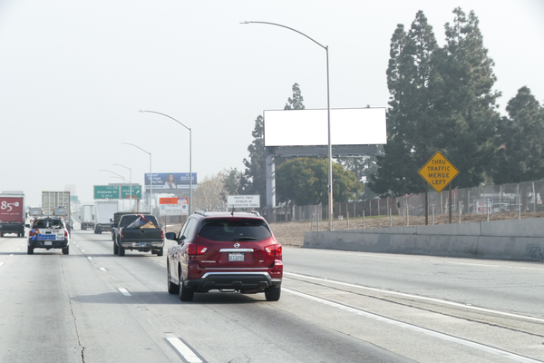 Artesia Frwy SS 1575ft E/O Wilmington F/W - 3