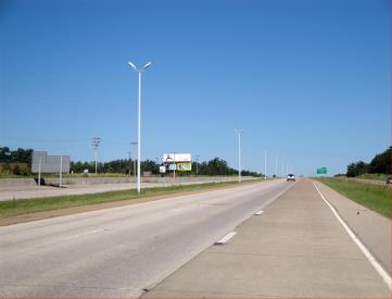 2213 W PARKER RD HWY 63 F/S R